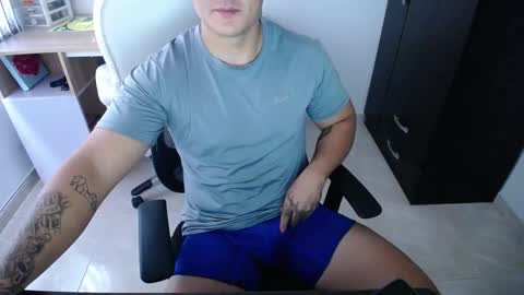 xxx_3d online show from February 25, 2025, 12:45 pm