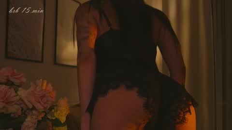 Snapshot of xxx_sunset chatting on October 5, 2025, 10:24 am Molly online show from October 5, 2025, 10:24 am