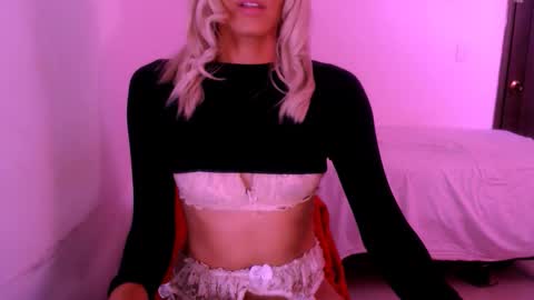 Chiara online show from March 5, 2026, 9:44 pm