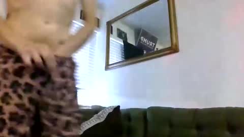 xxxboy23xo online show from September 21, 2025, 6:20 pm