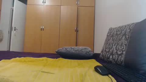 Snapshot of xxxbustybabe27x chatting on October 25, 2025, 12:56 pm Ayanda online show from October 25, 2025, 12:56 pm
