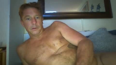 deeeeznutz online show from June 23, 2026, 2:42 am