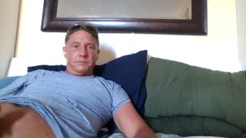 deeeeznutz online show from July 21, 2026, 3:53 am