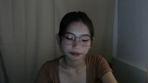 inday pinay online show from November 7, 2025, 3:28 am