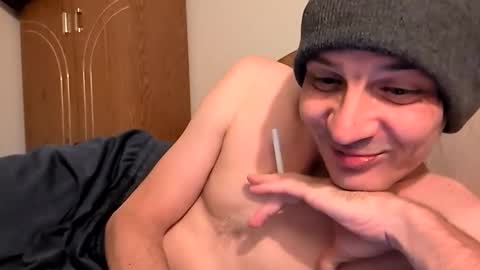 xxfredmtl18xx online show from February 13, 2026, 2:51 am