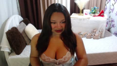 OLIVIA online show from April 3, 2026, 3:32 pm