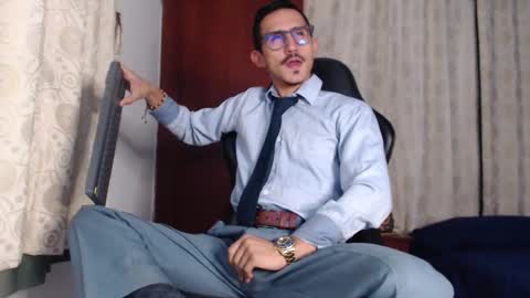 Kev online show from September 30, 2025, 7:41 pm