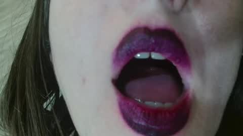 Snapshot of xxxlola_ chatting on January 5, 2025, 5:30 pm Lola online show from January 5, 2025, 5:30 pm