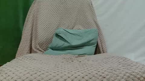Snapshot of xxxlola_ chatting on May 18, 2026, 12:51 am Lola online show from May 18, 2026, 12:51 am