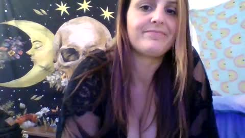 Misti online show from October 11, 2025, 5:28 am
