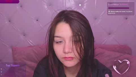 foxy online show from May 3, 2026, 5:52 pm