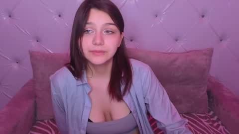 foxy online show from May 7, 2026, 6:46 pm