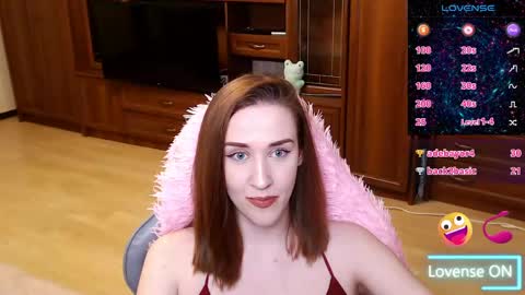 xxxoliviafoxxx online show from May 7, 2026, 9:20 pm