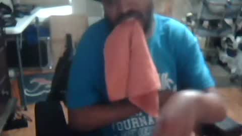 xxxonwheelz online show from April 10, 2026, 5:50 pm