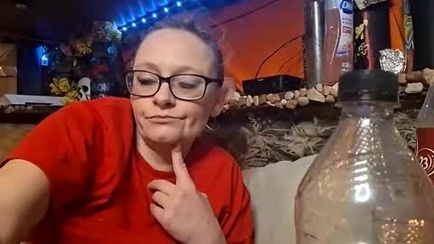 XXXQueenMandyDickenz online show from February 1, 2026, 9:08 am
