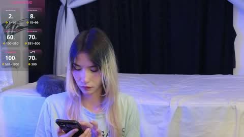 Snapshot of xxxvandersexxx chatting on April 7, 2026, 7:20 am July and Fer online show from April 7, 2026, 7:20 am