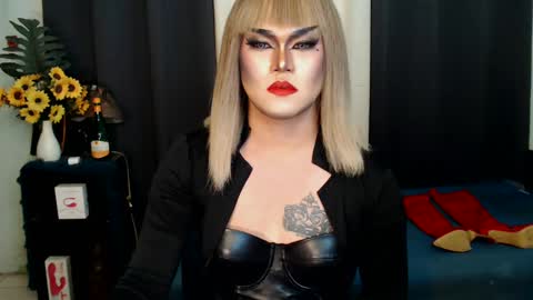 QueenMarina online show from February 17, 2025, 5:47 am