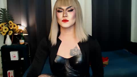 QueenMarina online show from February 19, 2025, 10:12 am