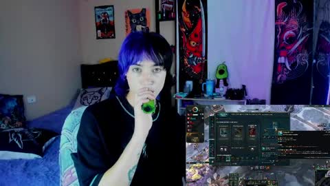xzerox_ online show from May 8, 2026, 8:36 pm