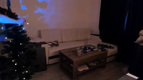 y0ursteve online show from December 17, 2025, 11:05 am