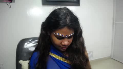 yazhini online show from March 31, 2026, 11:43 am