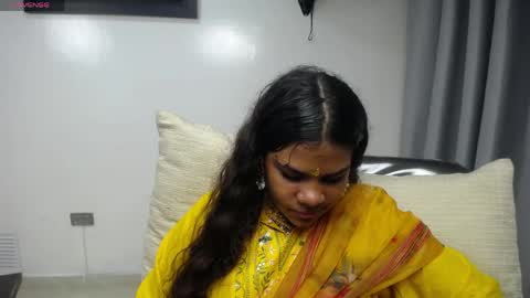 yazhini online show from April 7, 2026, 11:54 am