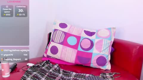 Snapshot of yahaira__ chatting on January 11, 2025, 6:23 pm Yahaira online show from January 11, 2025, 6:23 pm
