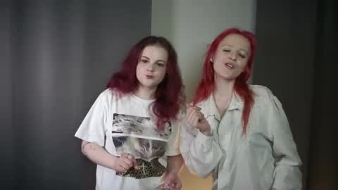 Gina and Mia online show from May 5, 2026, 7:38 am