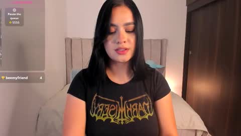 Snapshot of yaky_ chatting on September 12, 2025, 12:22 am Yakeline online show from September 12, 2025, 12:22 am