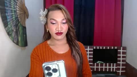 lorien gosper online show from January 8, 2025, 10:48 am