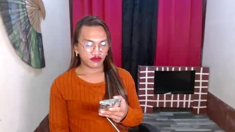 lorien gosper online show from January 24, 2025, 9:06 am