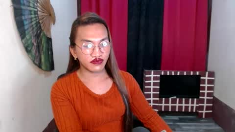 lorien gosper online show from January 25, 2025, 4:24 pm