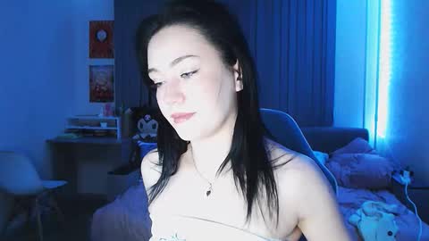 Yami online show from November 10, 2025, 11:15 pm