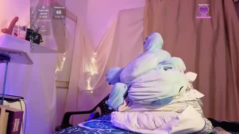 yamilk101 online show from November 30, 2025, 4:16 am