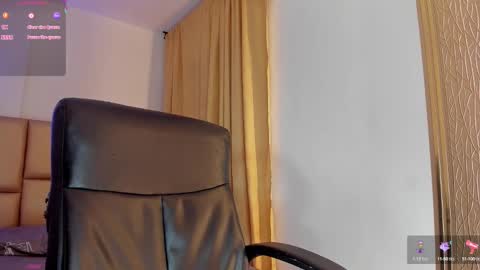 Naomi online show from October 2, 2025, 8:05 pm