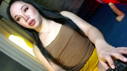 REYAN online show from June 21, 2026, 4:37 am