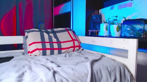 Snapshot of yan_rizen chatting on December 19, 2024, 6:45 am Yan online show from December 19, 2024, 6:45 am