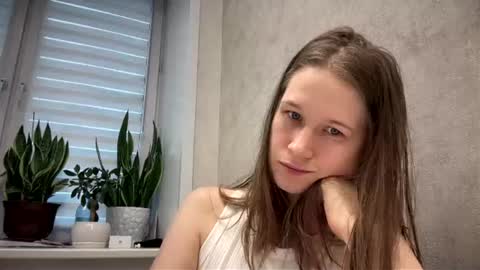 Yana  online show from July 6, 2026, 9:39 am