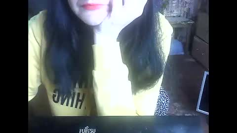 yanafiesta online show from May 5, 2026, 1:52 pm