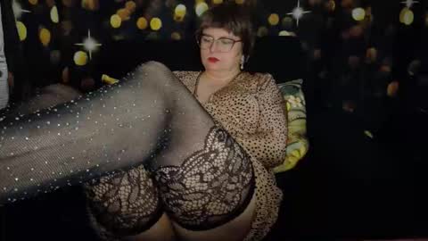 Snapshot of yanikka chatting on October 24, 2025, 8:44 am Anika online show from October 24, 2025, 8:44 am