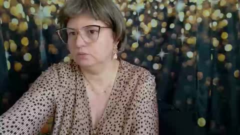 Snapshot of yanikka chatting on November 2, 2025, 8:17 am Anika online show from November 2, 2025, 8:17 am