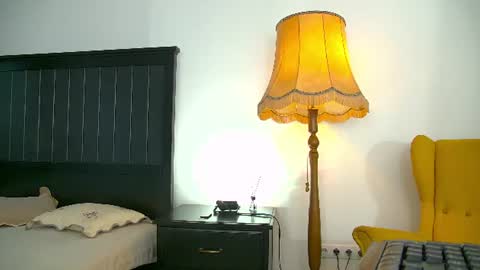 yanira_ass_ online show from August 4, 2026, 4:04 am