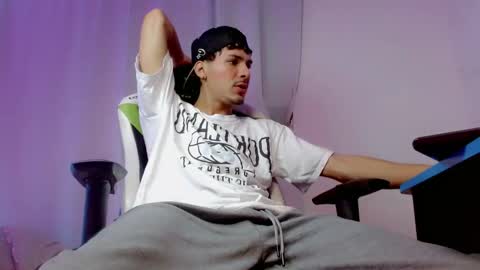 Snapshot of yankees_ chatting on October 13, 2025, 8:36 am DANILO P online show from October 13, 2025, 8:36 am