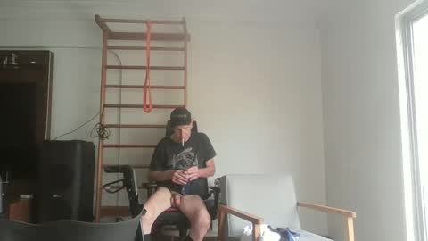 yannisv online show from February 2, 2026, 4:27 pm