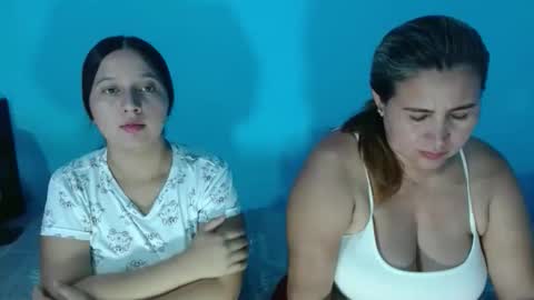 yara_breeze online show from April 24, 2026, 3:20 am