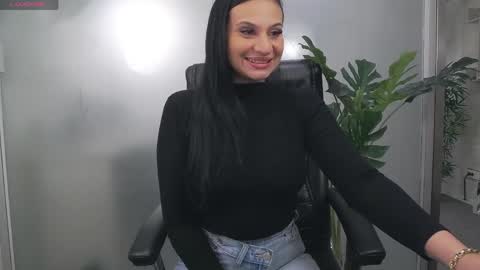 Snapshot of yaraxcox chatting on April 28, 2026, 4:06 am Yara online show from April 28, 2026, 4:06 am