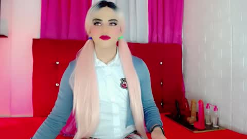 Snapshot of yarethrousss chatting on September 30, 2025, 5:34 am yarethrousss online show from September 30, 2025, 5:34 am