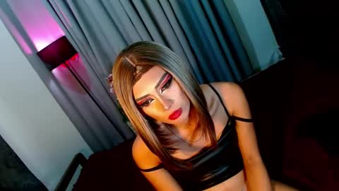 miss yasii online show from December 16, 2024, 3:30 am