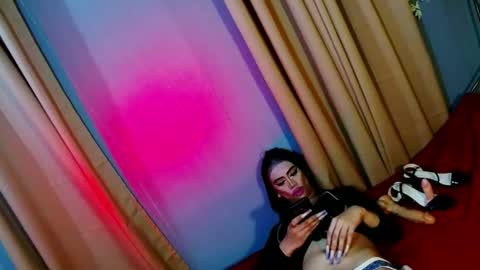 miss yasii online show from January 7, 2025, 4:16 pm