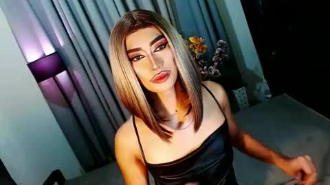 miss yasii online show from January 9, 2025, 2:22 am